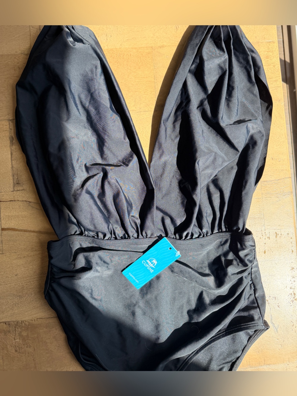 Cupshe Black Bandeau Swim Top with Removable Hygienic Liner + bikini top to go